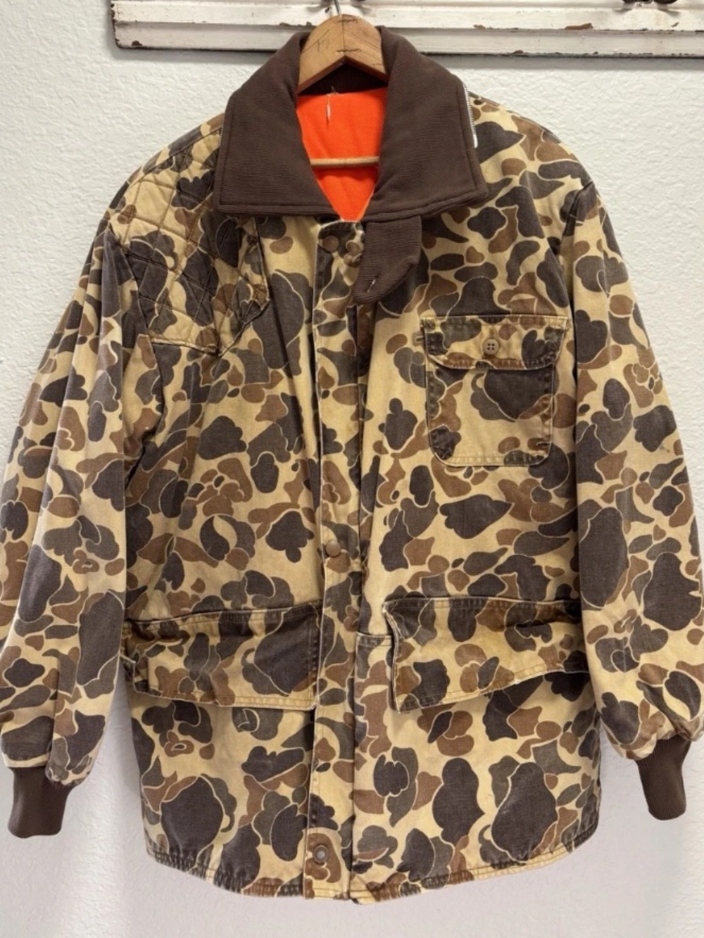 Vintage Men's Camo Quilted Field Jacket with Orange Lining talon zipper